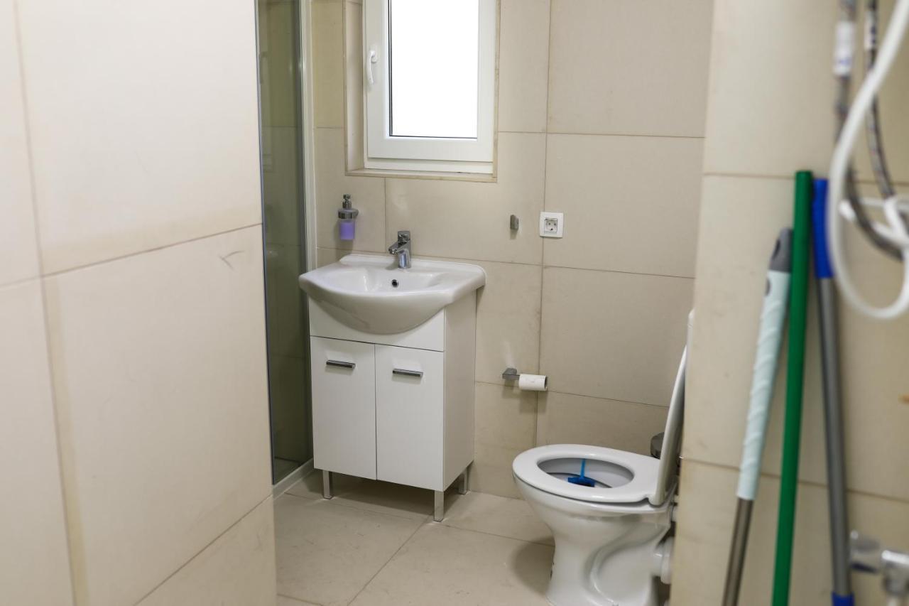 Soba Konak 2 Jajce Bagian luar foto